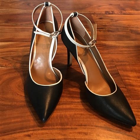 Fast delivery, full service customer support. . Banana republic heels